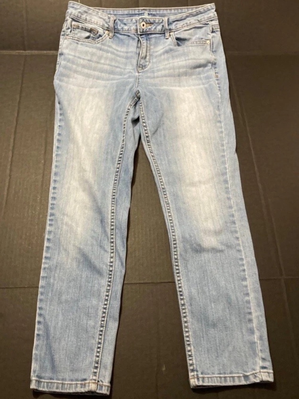 Liz Claiborne Light Wash Straight Leg Jeans - Pale Blue